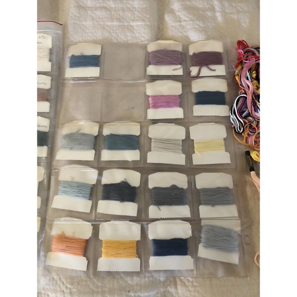 Hand Embroidery Floss Thread Lot Colorful Collection DMC & Other Vintage - Picture 4 of 4